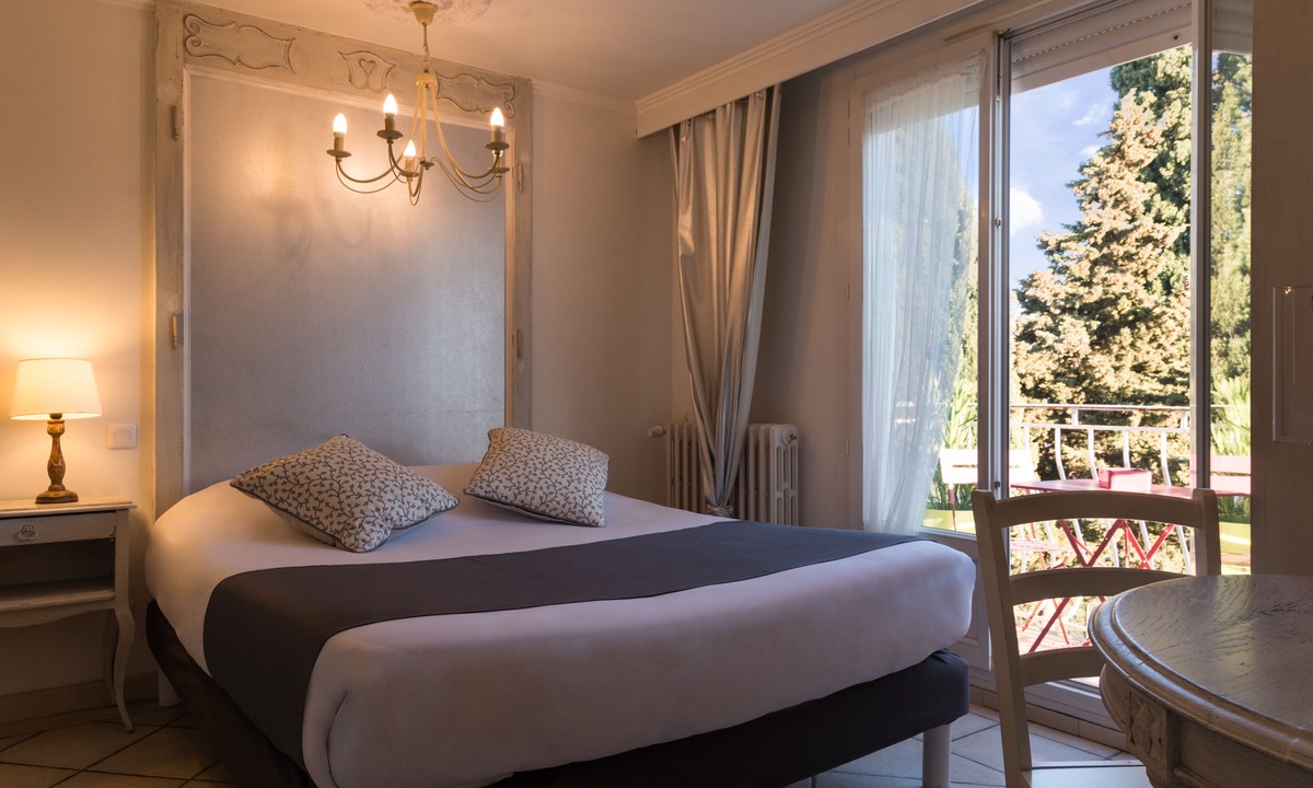 Martigues Hotel | The Originals Boutique, Clair Hôtel, Martigues