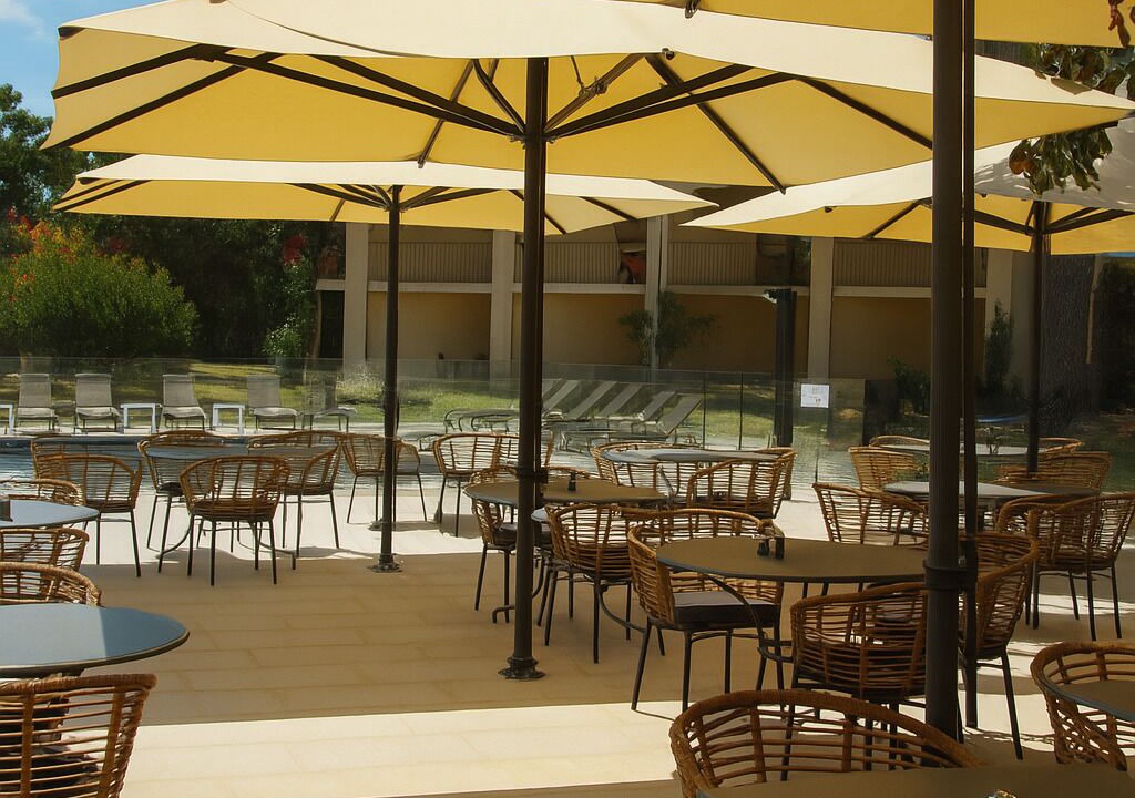 Montfavet Hotel | Golden Tulip Avignon Le Paradou