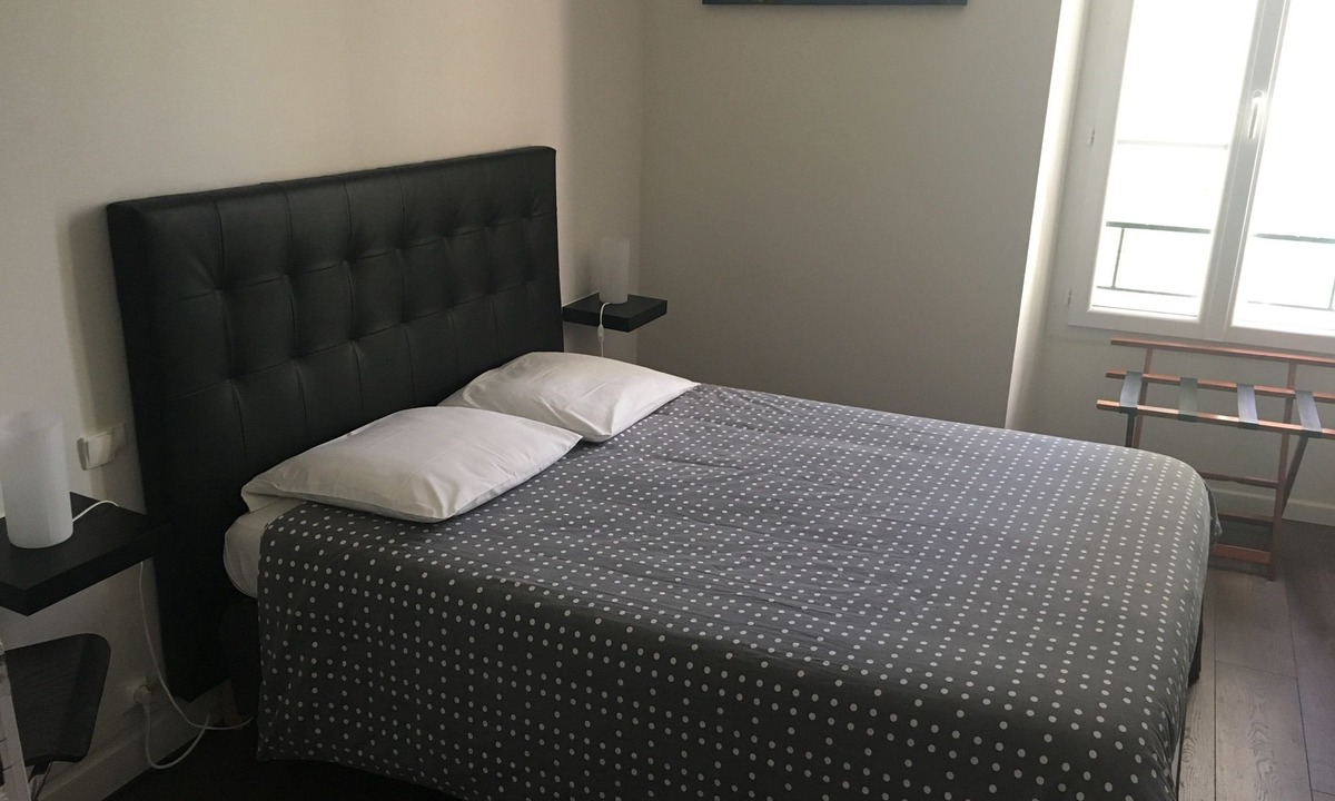 Saint-Aigulin Hotel | L'Art Dit Vin