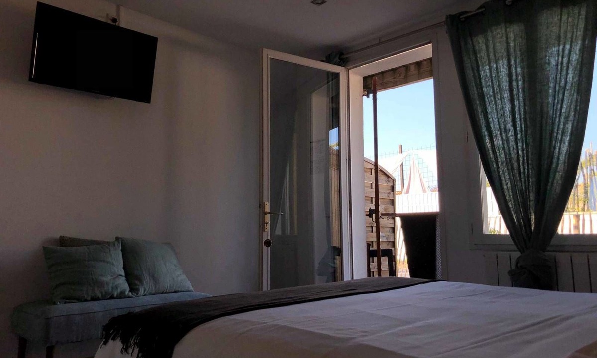 Cap-Ferret Hotel | Le Pavillon Bleu