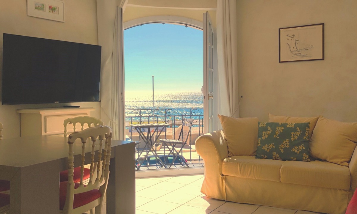 Plage de la Garonnette Hotel | Hotel & Spa La Villa