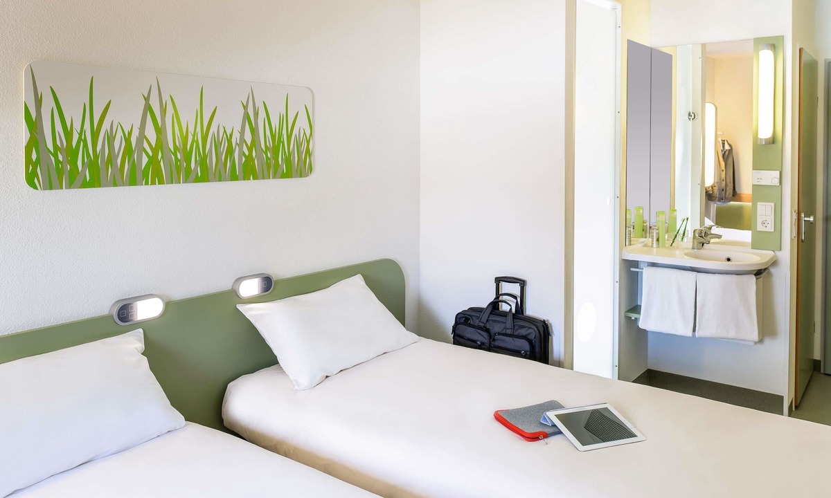 Vitrolles Hotel | ibis budget Marseille Vitrolles