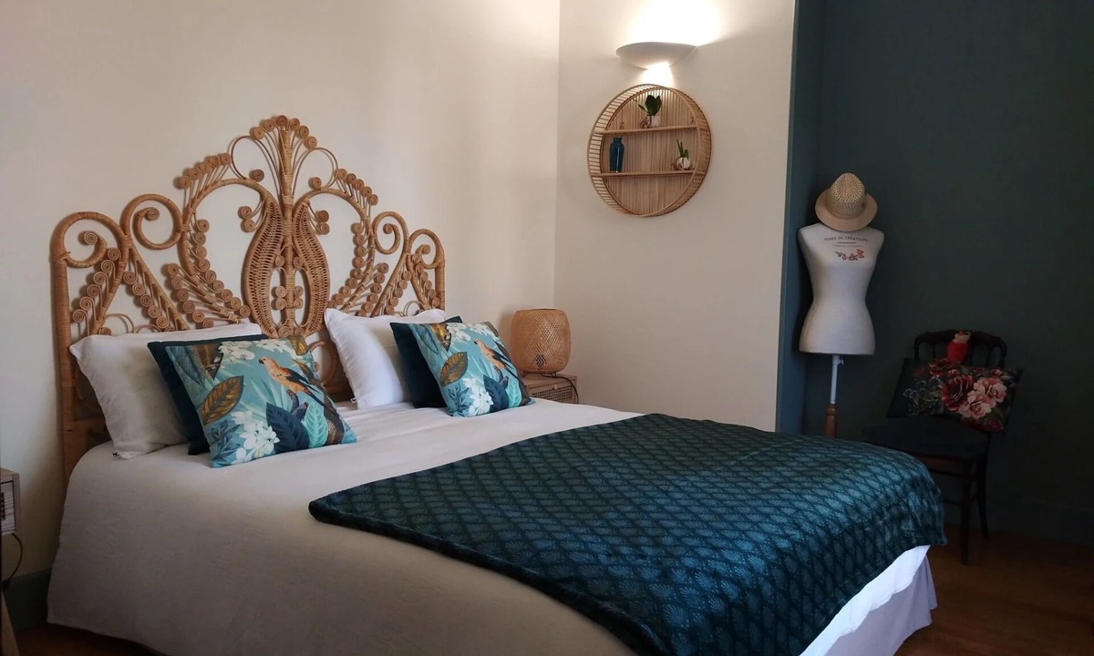 La Marche Hotel | Chambres d'hôtes Au Bord De Loire