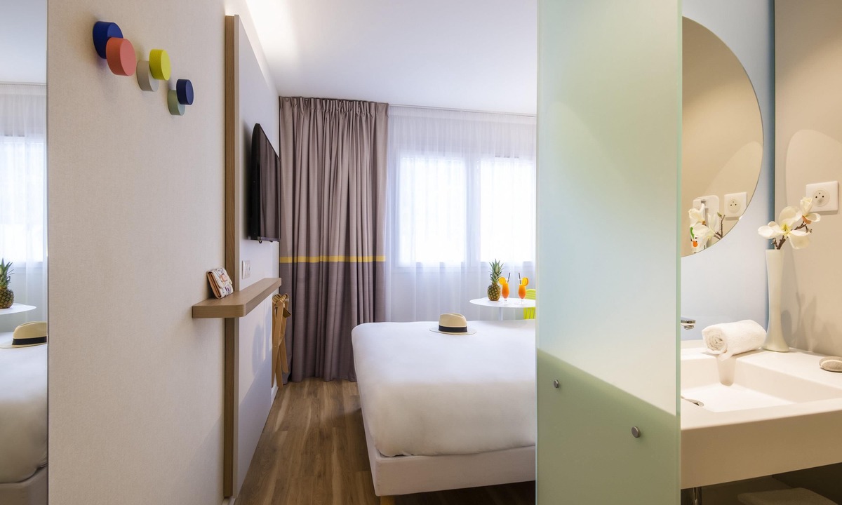 Saint-Laurent-du-Var Hotel | ibis Styles Nice Cap 3000 Airport