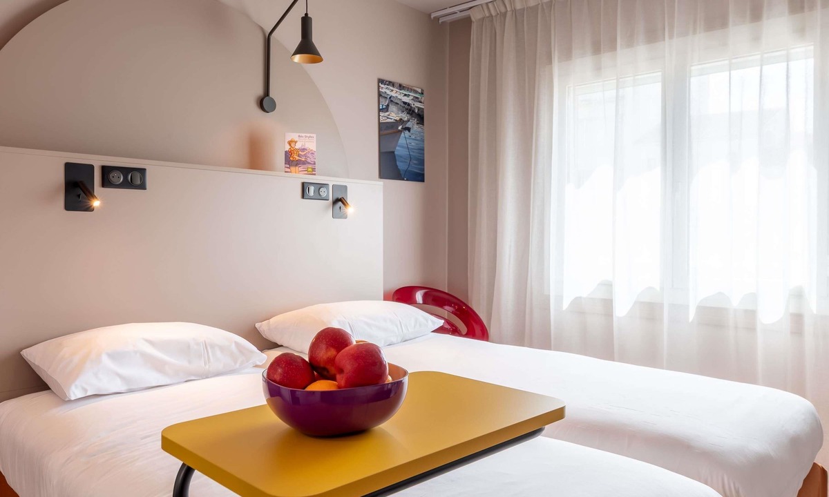 La Castellane Hotel | ibis Styles Marseille Centre Prado Place Castellane