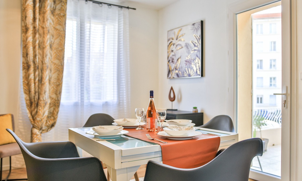 Le Mourillon Apartment | Canopée - Toulon Mourillon - 800m des plages et place de parking privé