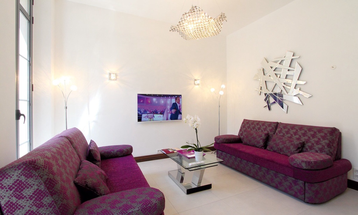 Cannes City Centre Apartment | Apartment with Spacious Terrace