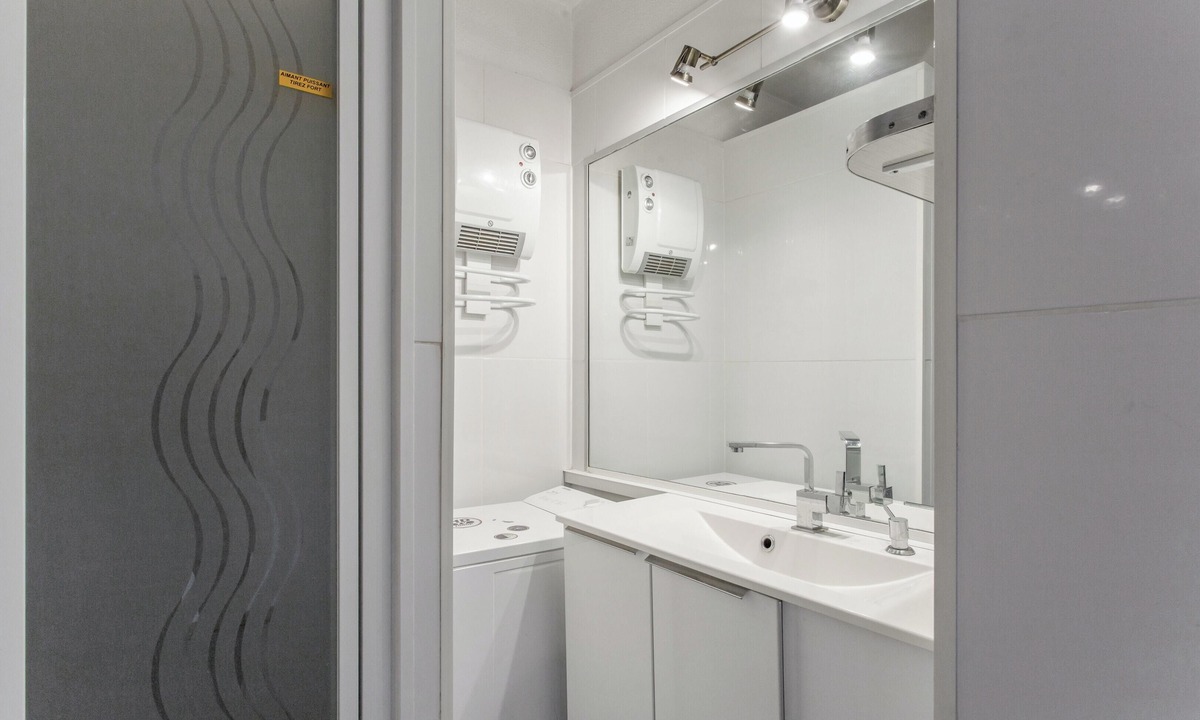 Plaine de la Brague Apartment | Homerez - Apartment in Antibes