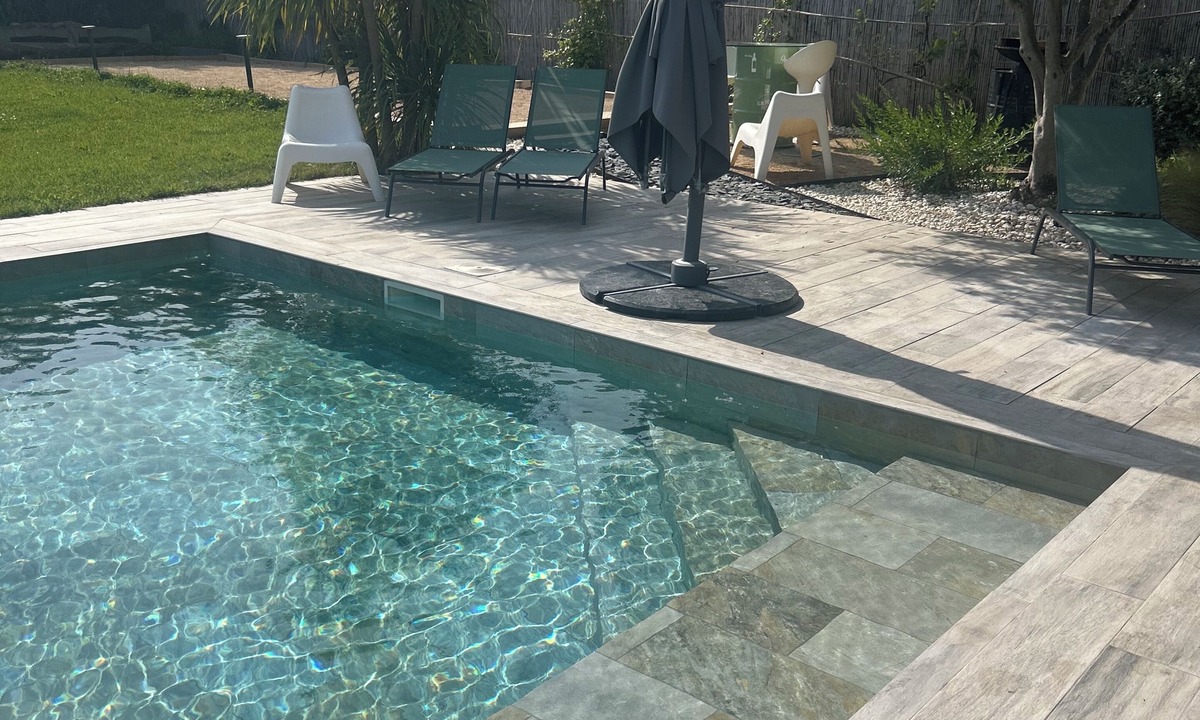 Grand Sud Condo | GROUND FLOOR VILLA WITH SWIMMING POOL FREE PARK AND PETANQUE COURT