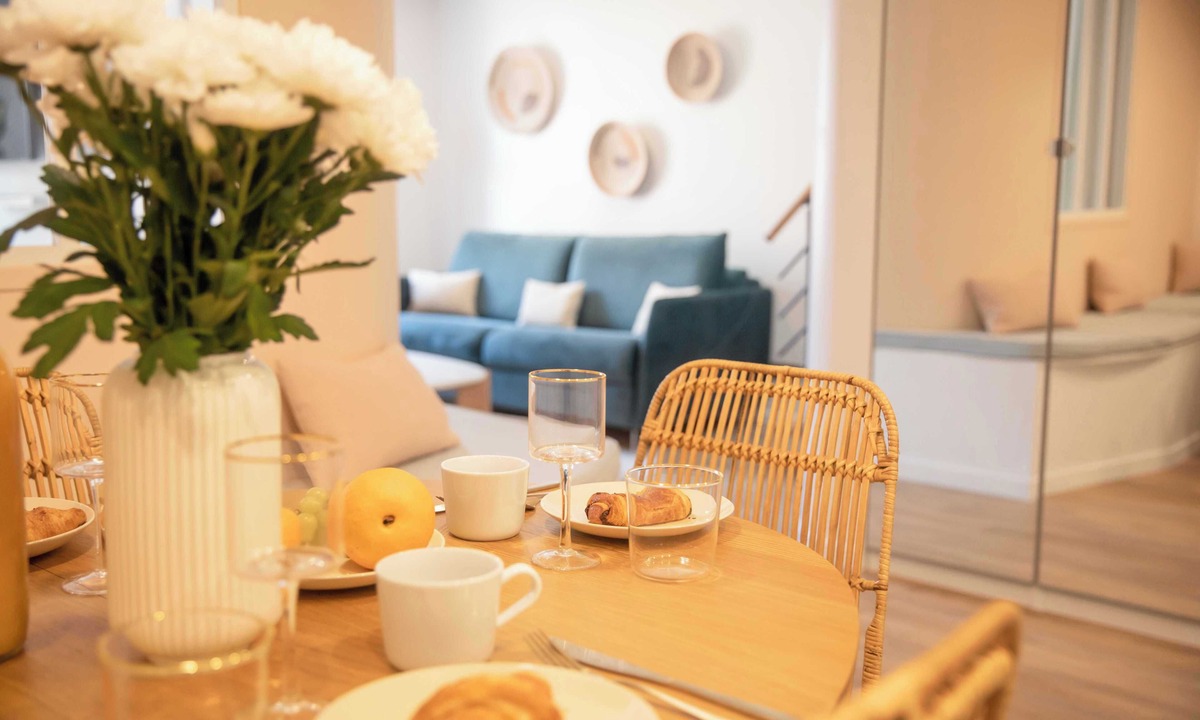 Old Town Apartment | Résidence Saint-Tropez FENIERS
