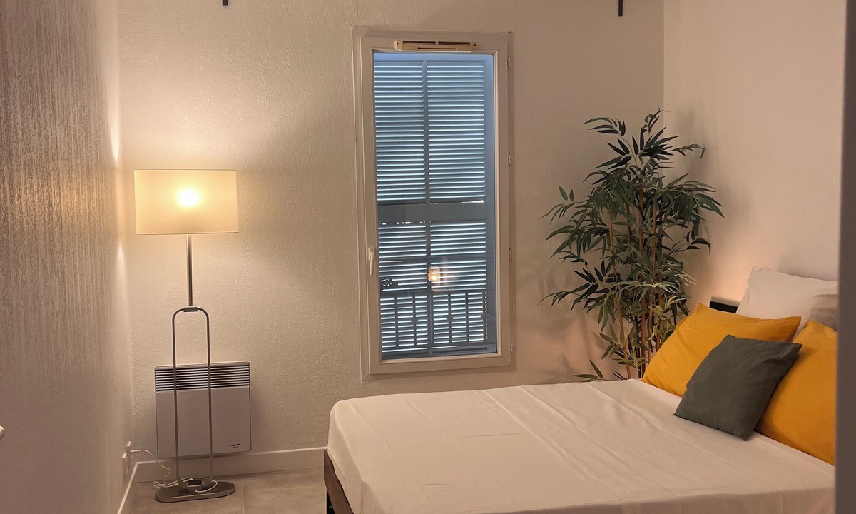 Biot Apartment | Riviera rêve, Antibes. Prestigious residence with swimming pool in the heart of the Côte d'Azur