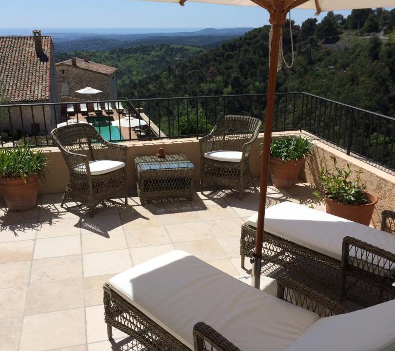 Tourrettes-sur-Loup Hotel | Auberge De Tourrettes