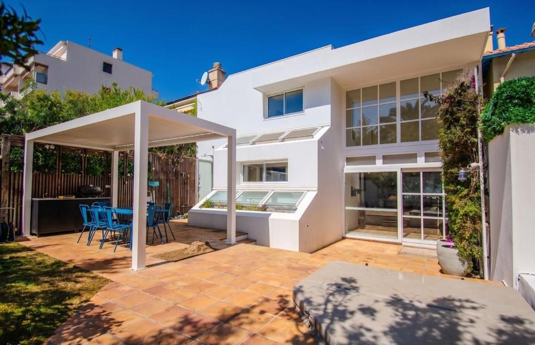 Antibes City Centre Villa | Magnifique maison de ville a deux pas de la mer