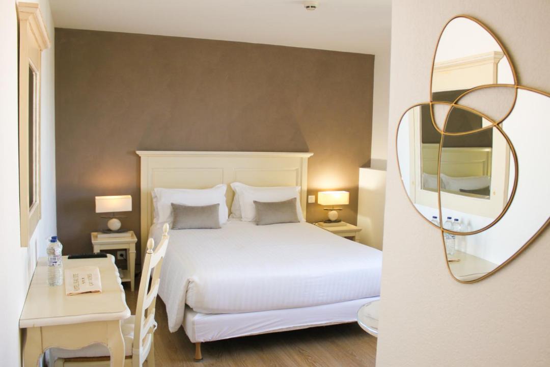 Cap-d'Antibes Hotel | Hôtel Beau Site - Cap d'Antibes