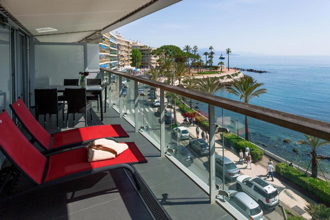 Antibes City Centre Hotel | Royal Antibes - Luxury Hotel, Résidence, Beach & Spa