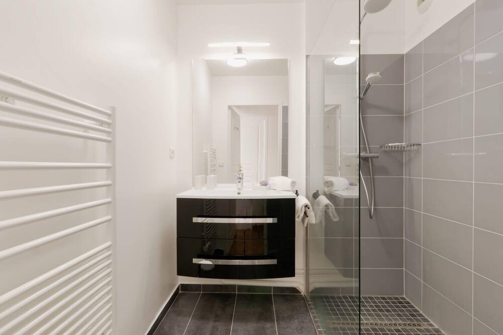 Photo of Bathroom in Mazarin Quarter