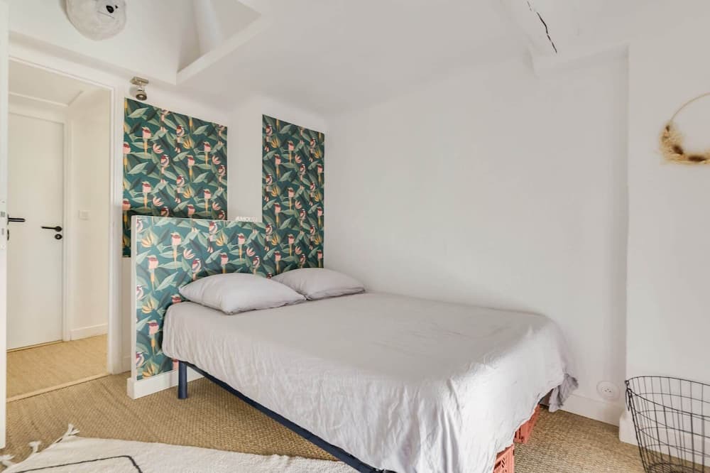 Photo of Bedroom in Palais de justice