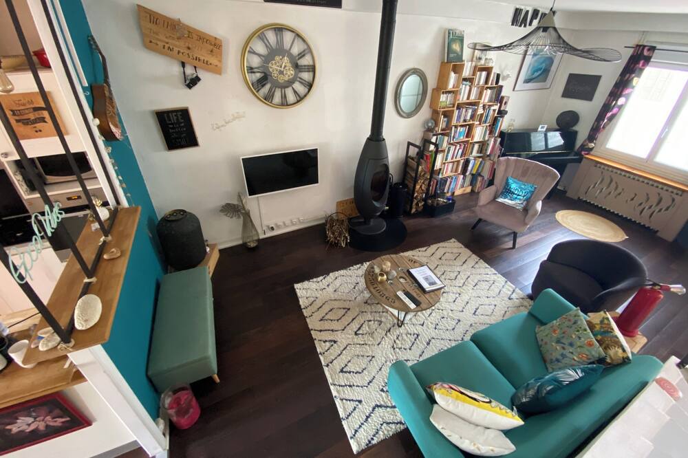 Photo of Livingroom in Bastide