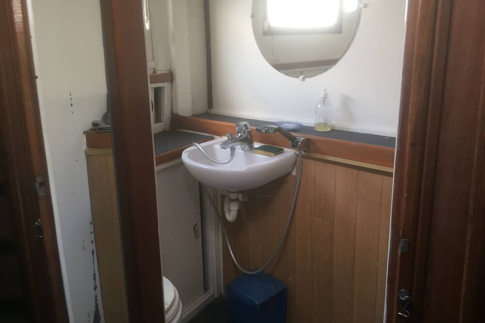 Photo of Bathroom in Cannes Old Town