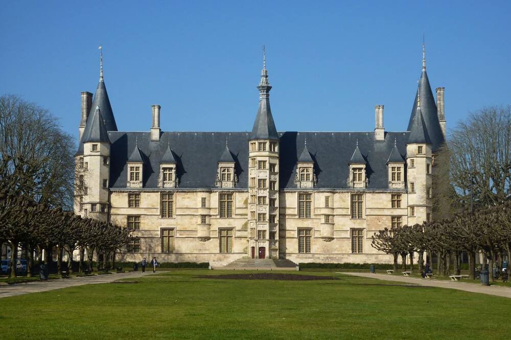 Photo of Others in Nevers