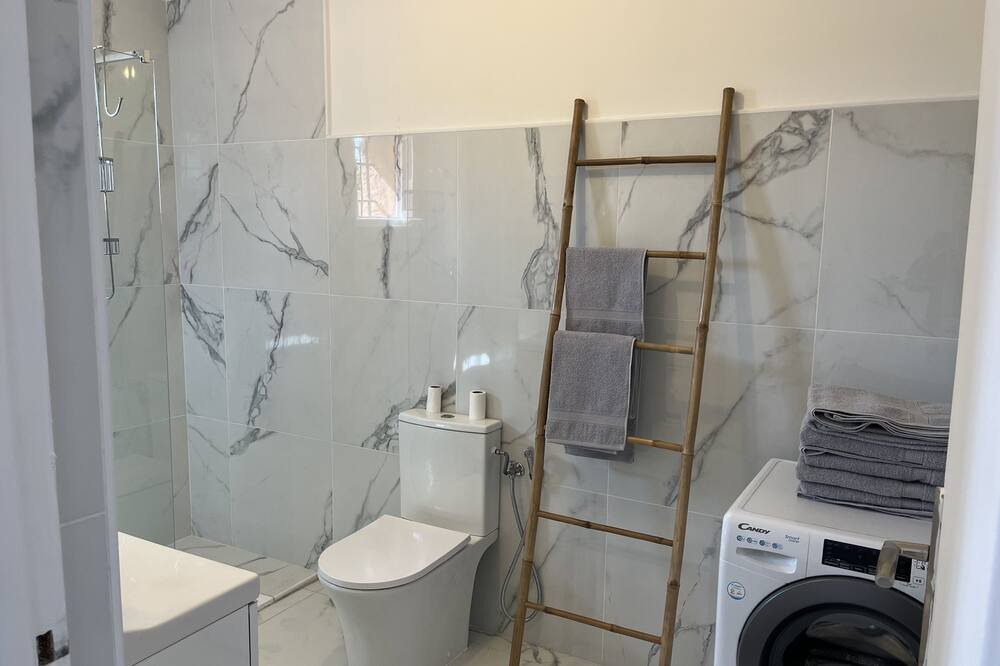 Photo of Bathroom in Montaleigne