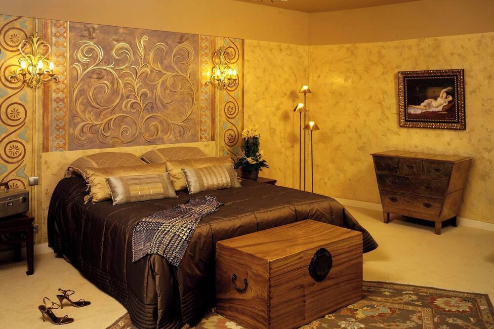 Photo of Bedroom in Saint-Paul-Trois-Chateaux
