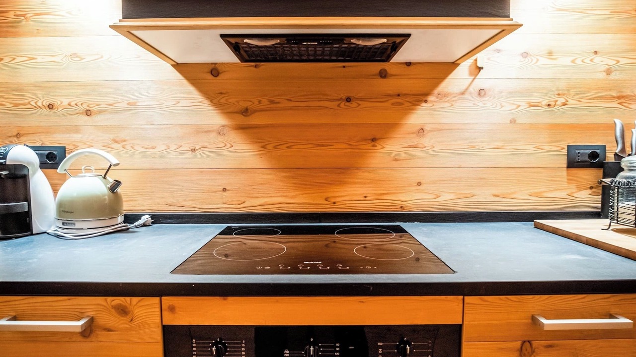 Photo of Kitchen in Les Praz-de-Chamonix