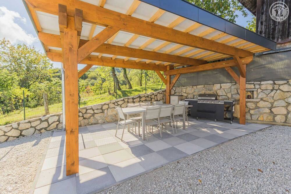 Photo of Patio Balcony in Cessens