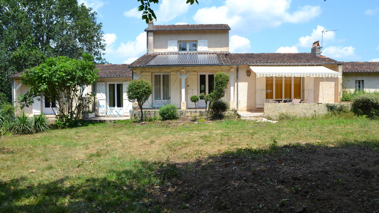 Photo of Outdoor in Creyssensac-et-Pissot