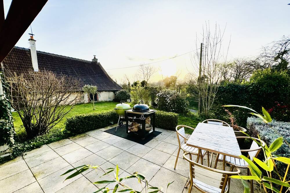 Photo of Outdoor in Saint-Pierre-le-Moutier