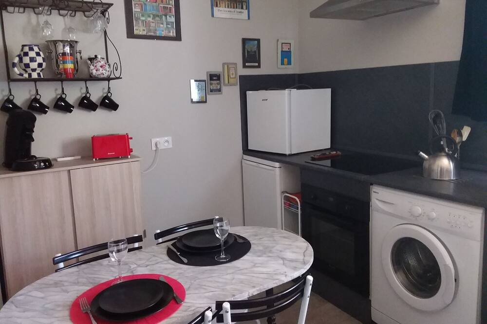 Photo of Kitchen in Loriol-du-Comtat