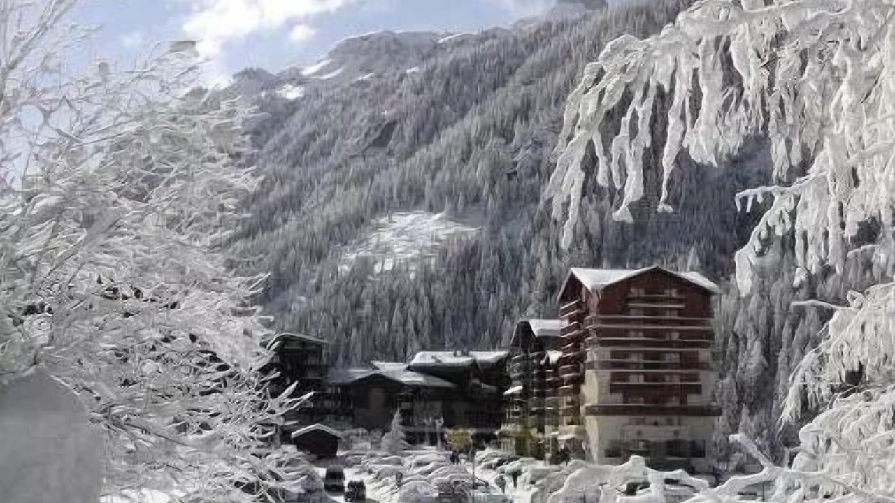 Photo of Buildings in Valfrejus