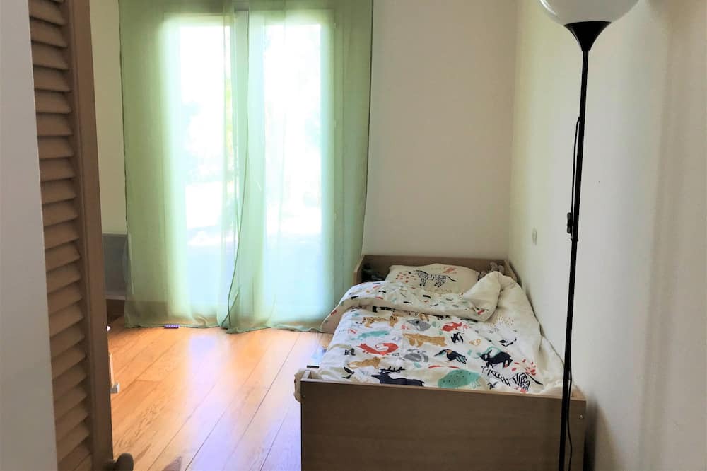 Photo of Bedroom in Gujan-Mestras
