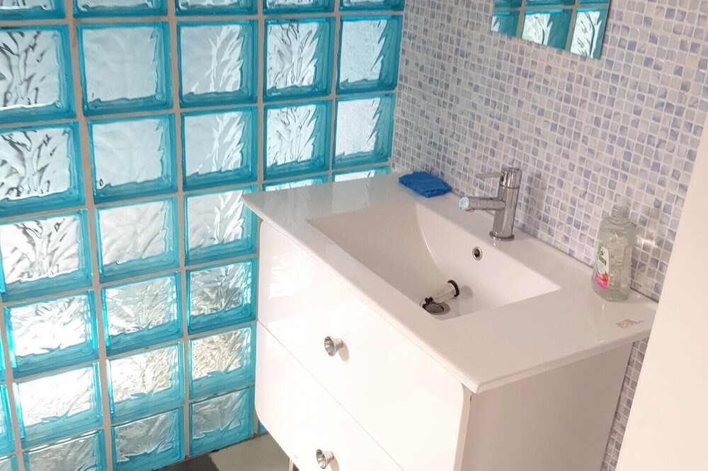 Photo of Bathroom in Fenay