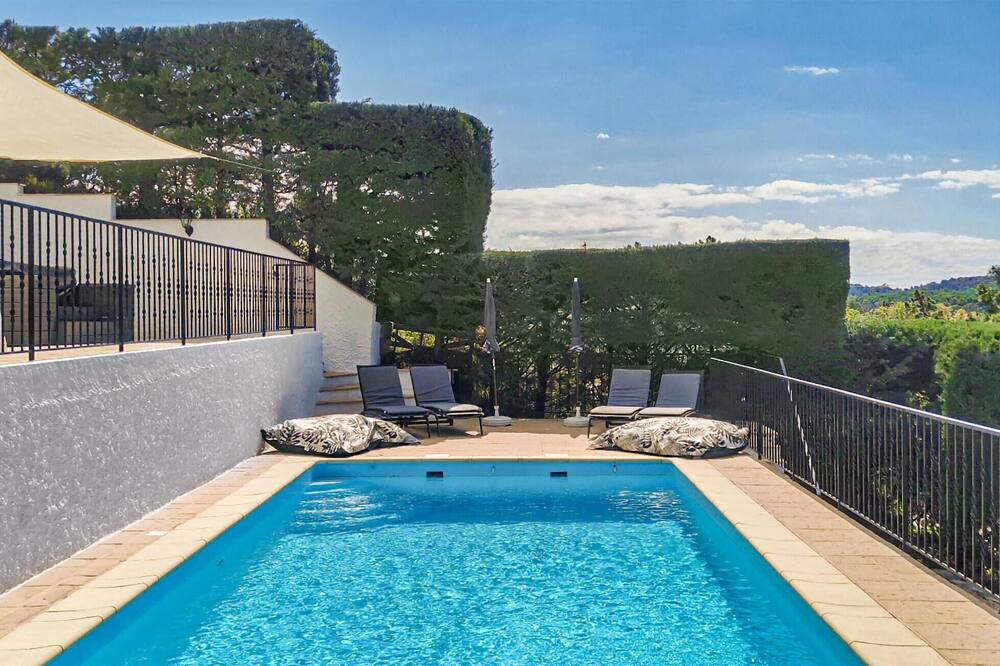 Photo of Outdoor in Saint-Paul-en-Foret
