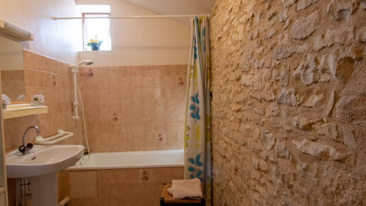 Photo of Bathroom in Saint-Pantaly-d'Ans