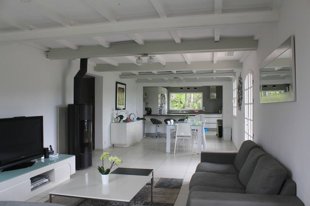 Photo of Livingroom in Saint-Jacques