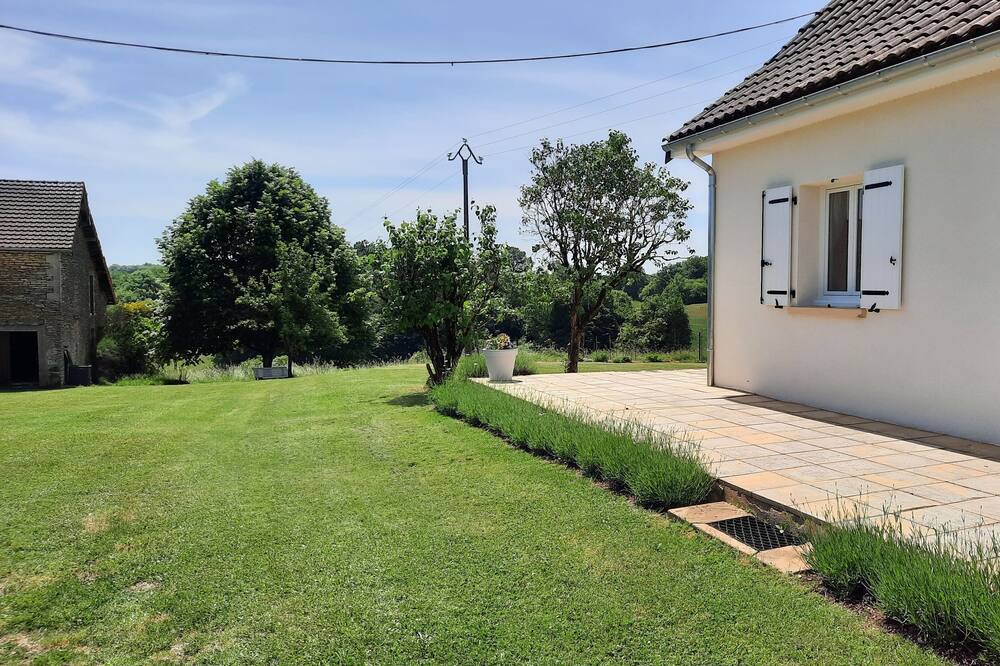 Photo of Outdoor in Saint-Amand-de-Coly