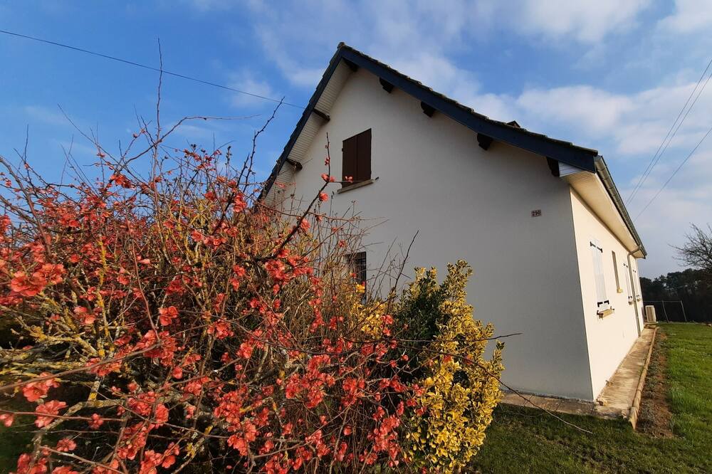Photo of Outdoor in Saint-Amand-de-Coly