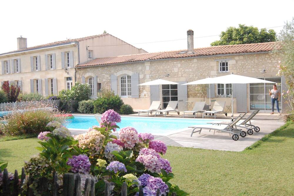Photo of Outdoor in Soussans