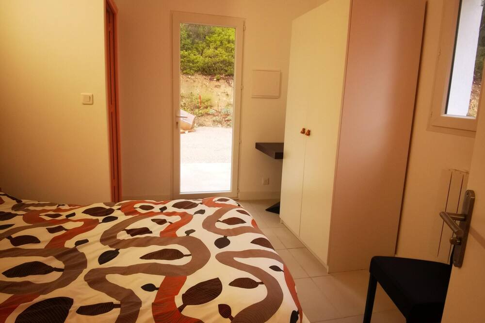Photo of Bedroom in Saint-Marc-Jaumegarde