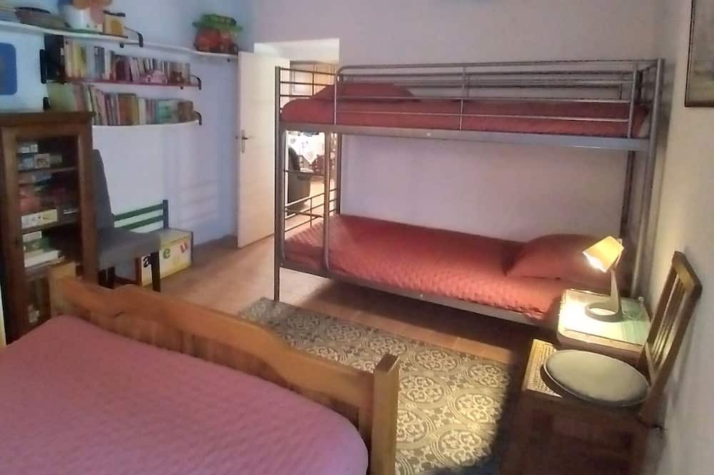 Photo of Bedroom in La Collancelle