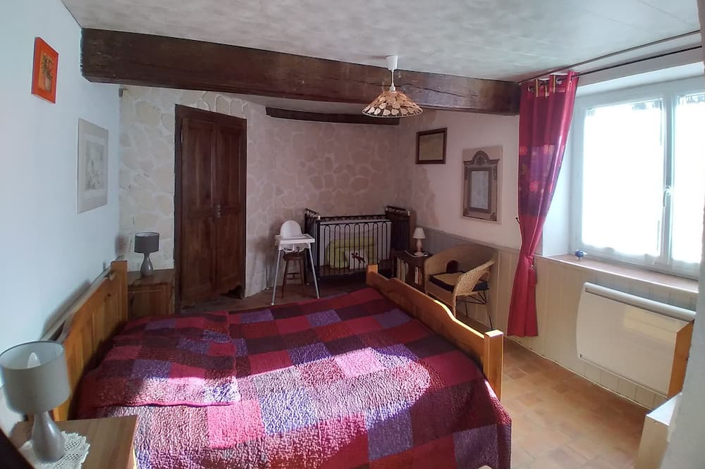 Photo of Bedroom in La Collancelle