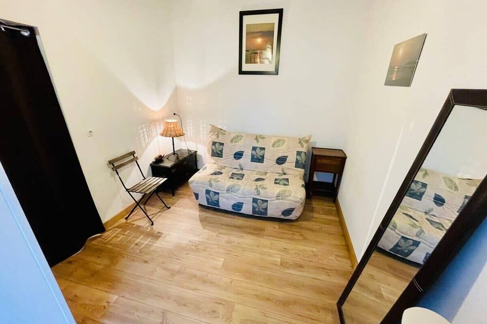 Photo of Bedroom in Le Bouscat