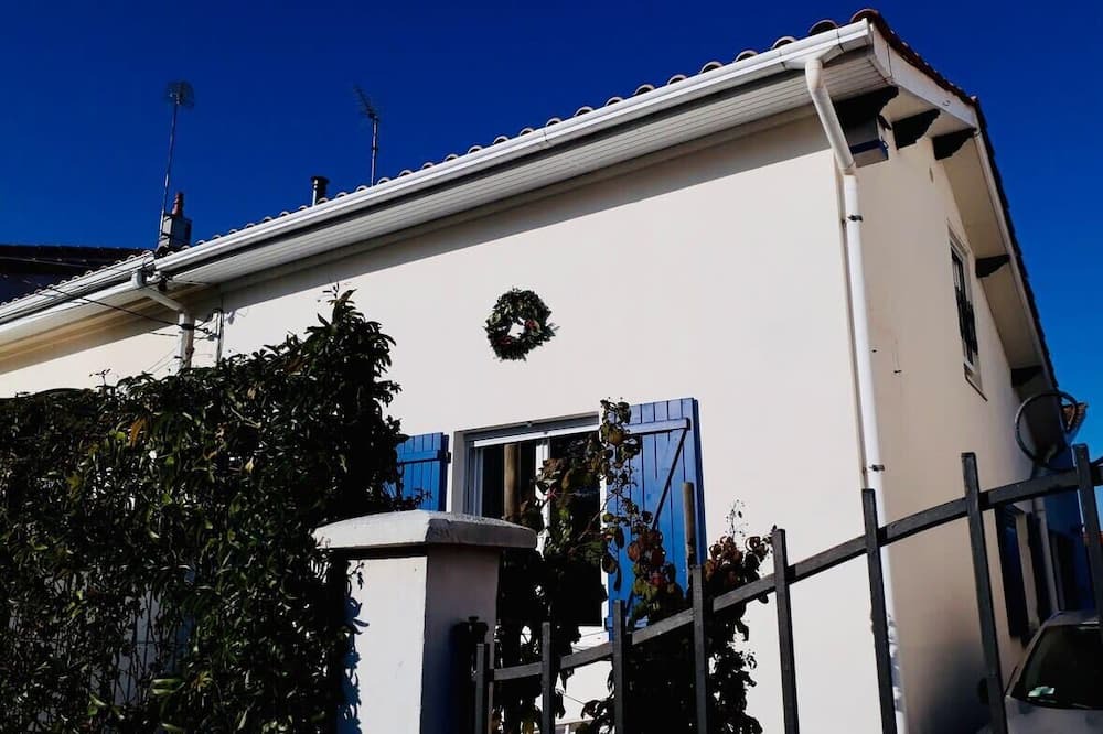 Photo of Outdoor in Le Bouscat