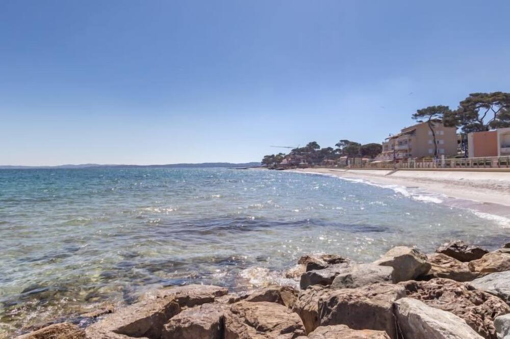 Photo of Outdoor in Hyeres