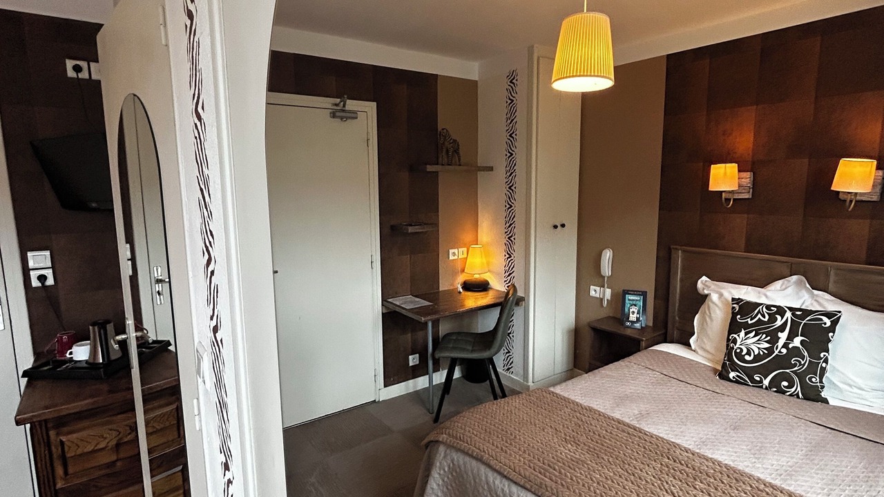 Photo of Bedroom in Pontaubert