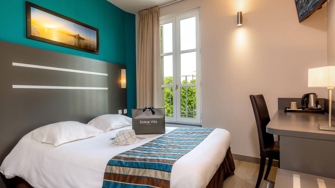 Photo of Bedroom in 1st Arrondissement