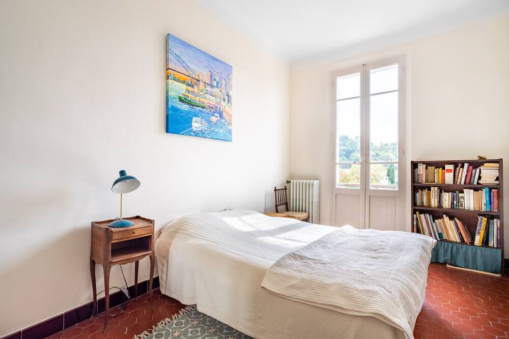 Photo of Bedroom in Le Mourillon