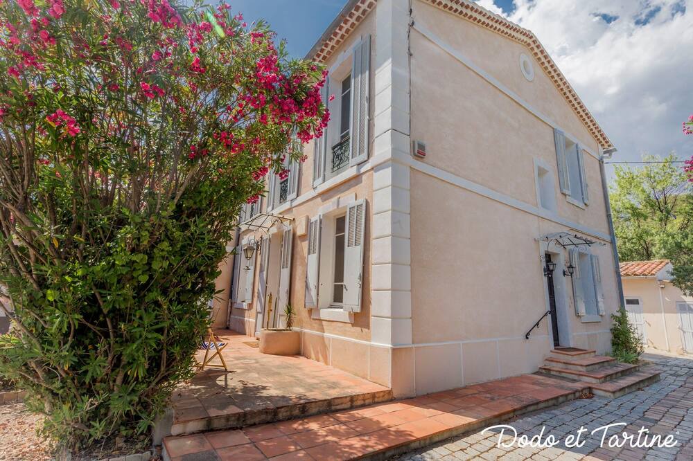 Photo of Outdoor in Le Mourillon